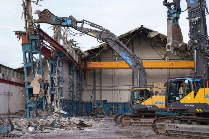 demolition-contractors-in-abu-dhabi-0547889114-big-0