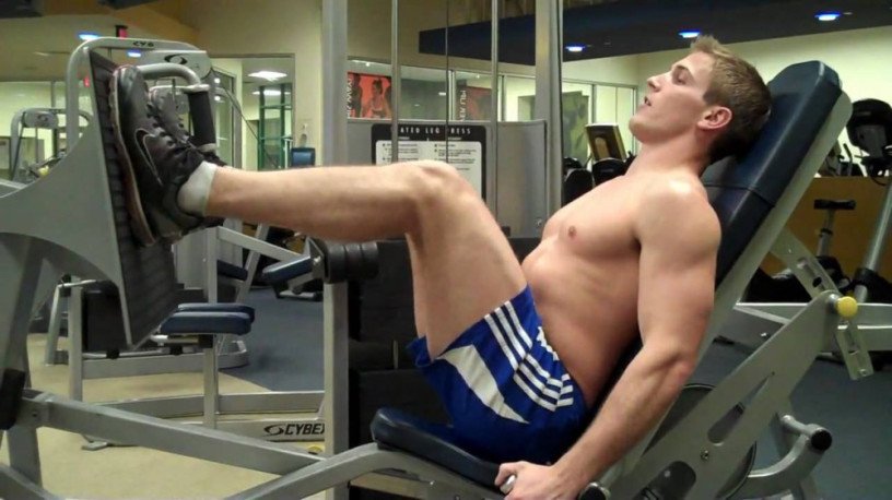 used-gym-equipment-buyers-al-karama-dubai-0556949920-big-1